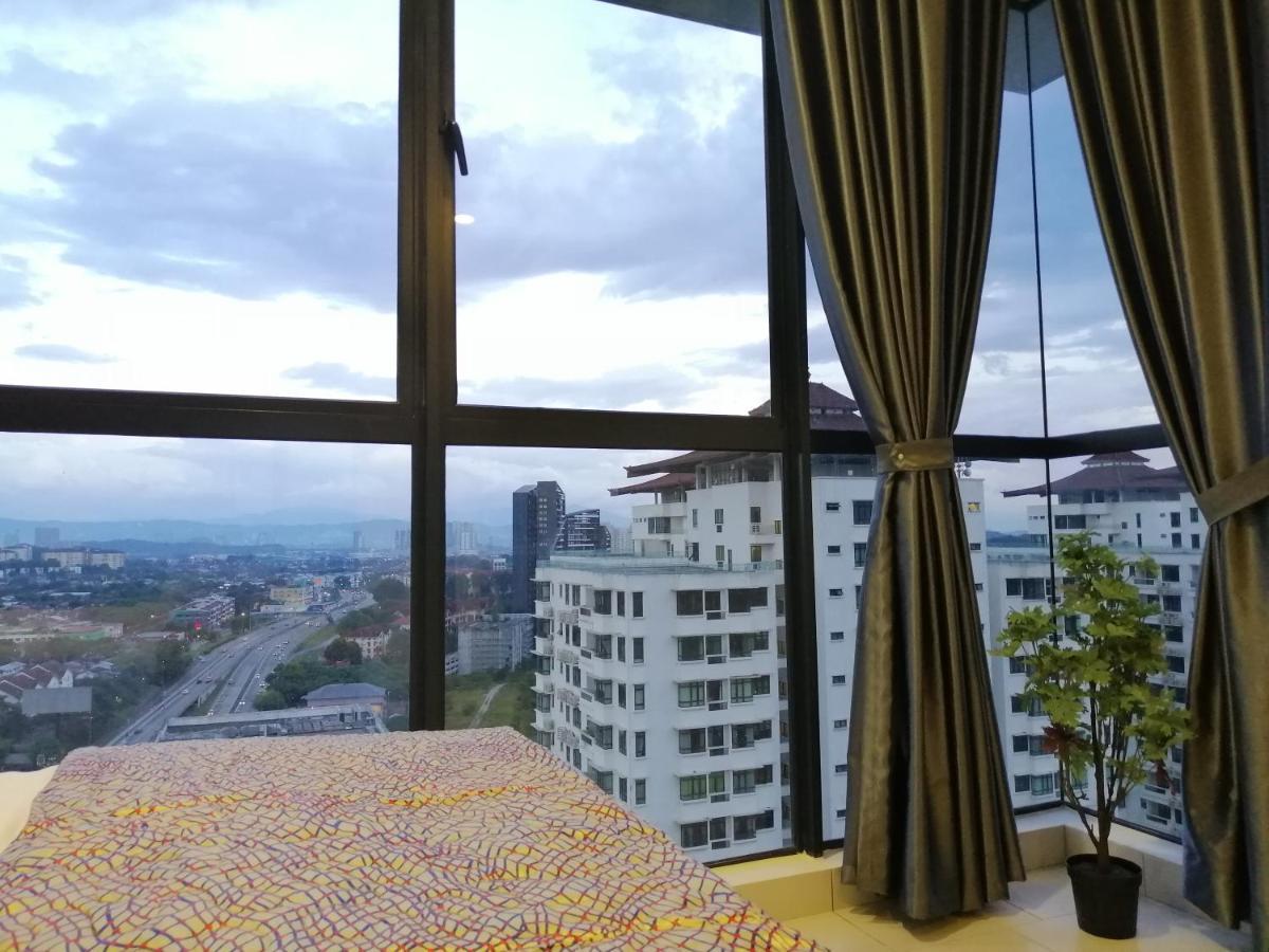 Astetica Residences @ Seri Kembangan Zewnętrze zdjęcie